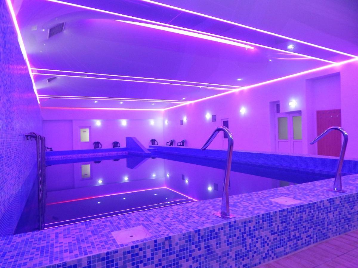 Hotel Traian Caciulata Călimăneşti Eksteriør billede